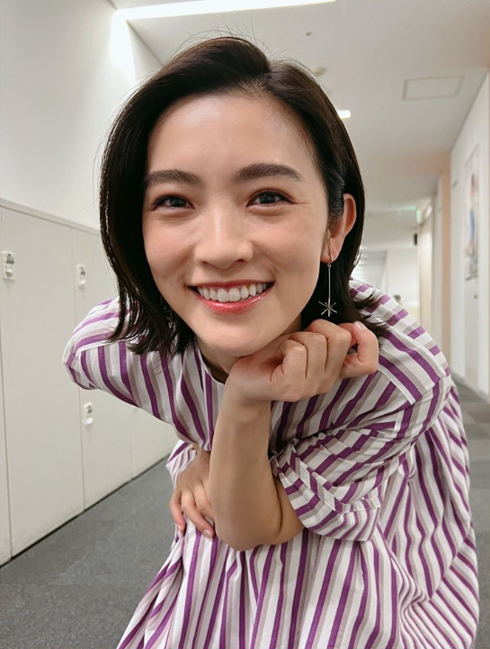 星野真里画像