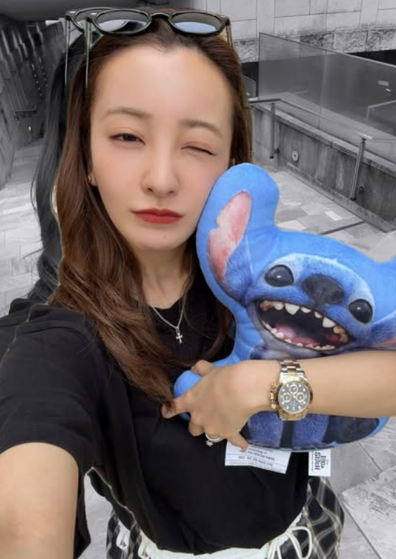 板野友美画像